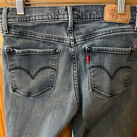 Levi's Jeans 314 Shaping Straight Blue denim Women's Size 28 - Picture 2 of 6